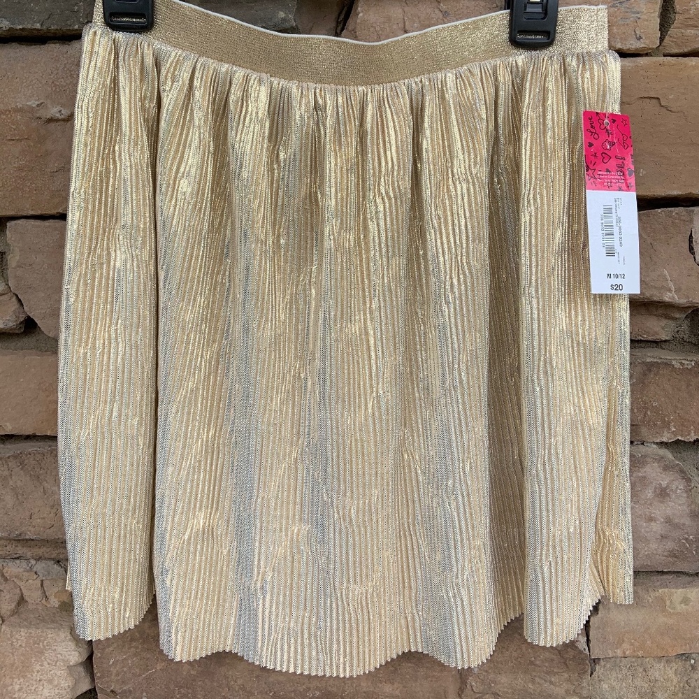 total girl medium gold and silver pleaded skirt